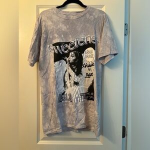 rare sweetener ariana merch size L